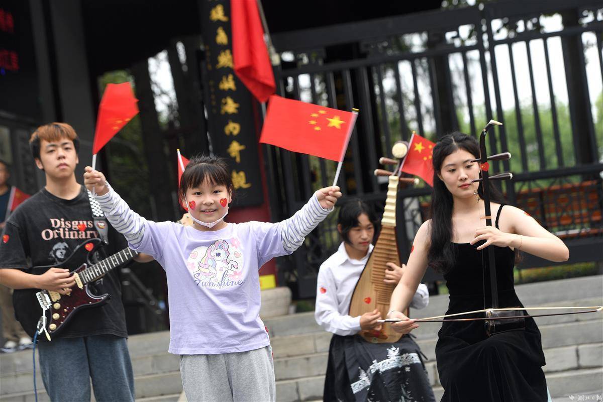 彩金白菜网